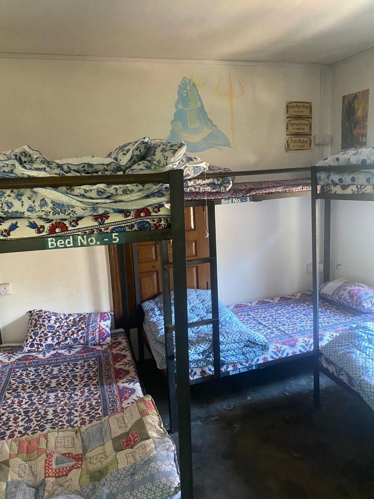 Rockway Hostel Manali (Himachal Pradesh)